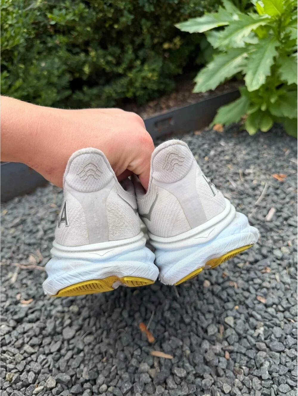 Hoka One Clifton 9 White Blue Size 9W 7.5M